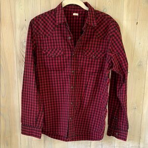 GU Uniqlo Cowboy shirt  size M